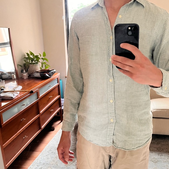 J. Crew Green Irish Linen Button Down - Picture 3 of 3